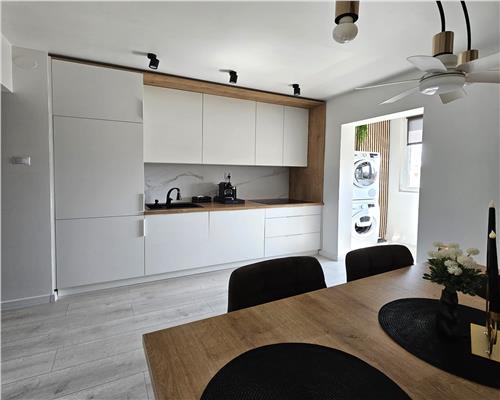 Apartament de lux 2 camere cu balcon in Vasile Aaron