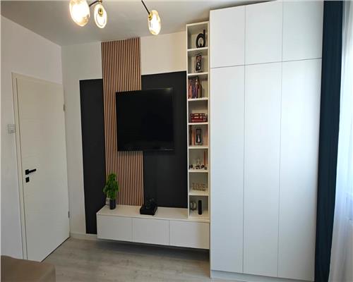 Apartament de lux 2 camere cu balcon in Vasile Aaron