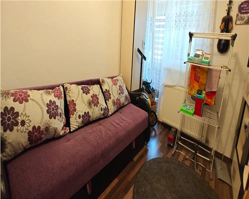 Apartament 2 camere loc parcare si balcon zona Selimbar