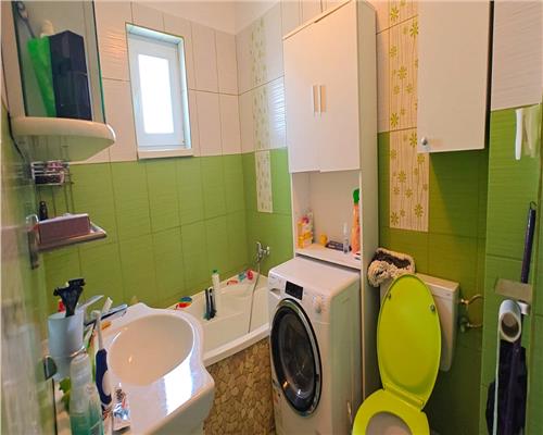 Apartament 2 camere loc parcare si balcon zona Selimbar