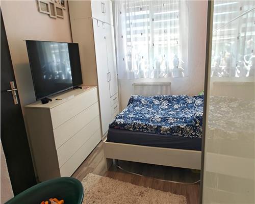 Apartament 2 camere loc parcare si balcon zona Selimbar