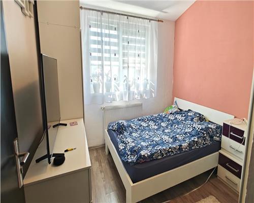 Apartament 2 camere loc parcare si balcon zona Selimbar