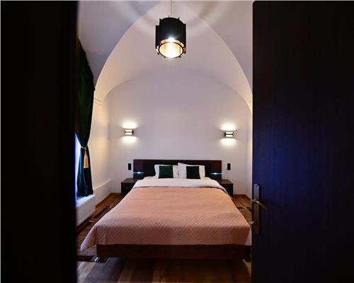 Apartament de lux cu terasa zona Piata Mare