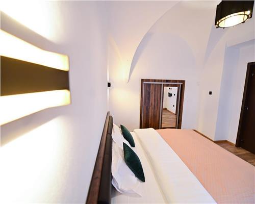 Apartament de lux cu terasa zona Piata Mare