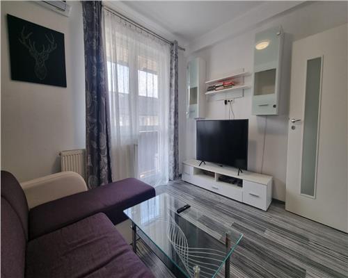 Apartament modern 2 camere balcon si parcare