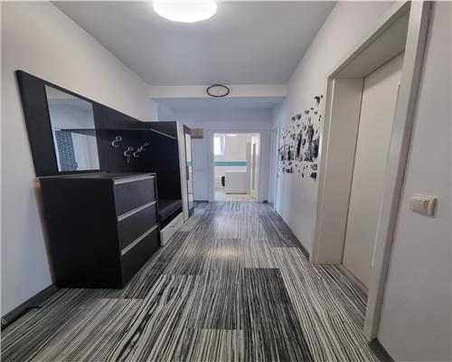 Apartament modern 2 camere balcon si parcare