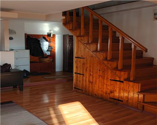 Apartament pe 2 niveluri Vasile Aaron 2 bai 78 mp utili