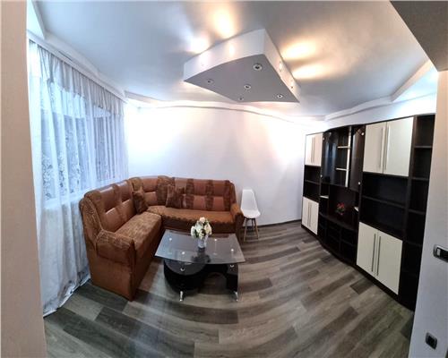 Casa individuala 4 camere 2 bai si garaj de inchiriat in Gusterita