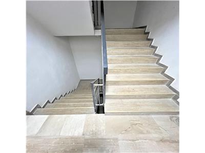 Apartament nou 2 camere balcon si garaj in zona Doamna Stanca