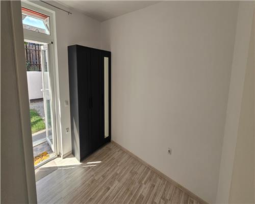 Apartament 3 camere gradina 40 mp si parcare Calea Cisnadiei
