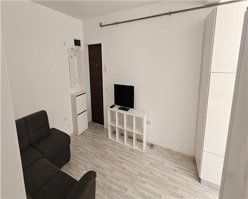 Apartament 3 camere gradina 40 mp si parcare Calea Cisnadiei