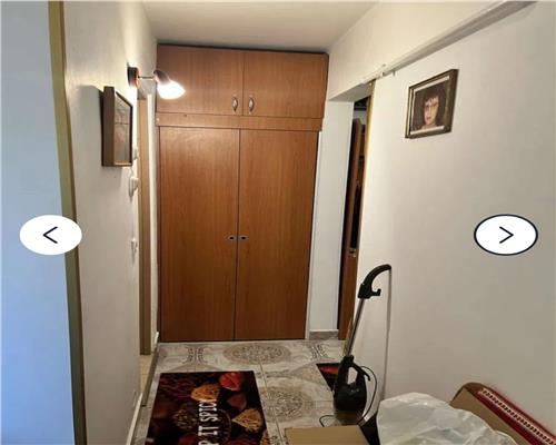 Apartament cu 2 camere si balcon inchis zona Strand