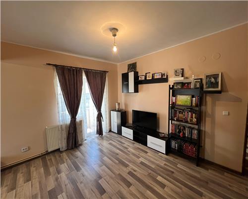 Apartament cu 3 dormitoare 89 mp utili intabulati si balcon in Vasile Aaron