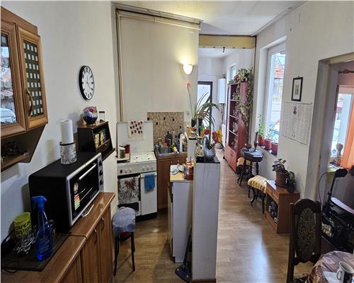 Casa Individuala 4 camere si teren 400 mp in Terezian Piata Cluj