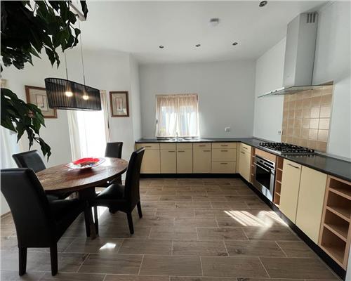 Casa moderna individuala 4 camere 2 bai si 433 mp teren  Pictor Brana