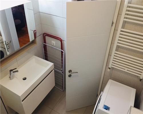 Apartament 3 camere 80 mp cu loc parcare in zona Padurea Dumbrava