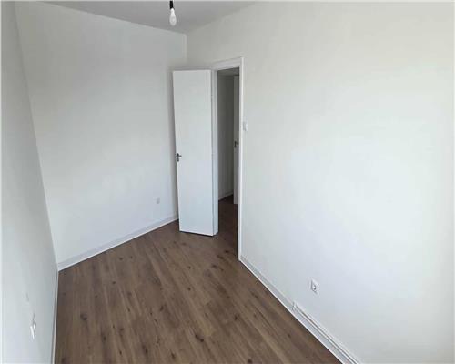 Apartament cu 2 camere renovat zona Terezian