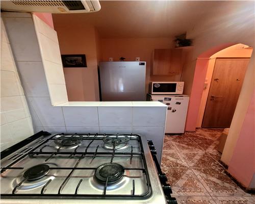 Apartament 2 camere zona Mihai Viteazul