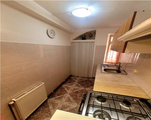 Apartament 2 camere zona Mihai Viteazul