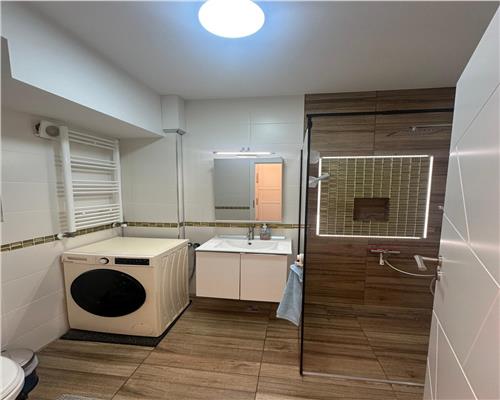 Apartament 2 camere in The Lake Home