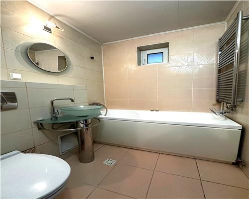 Apartament decomandat modern cu 2 camere in Vasile Aron