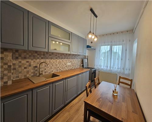 Apartament 2 camere cu balcon Cl Dumbravii
