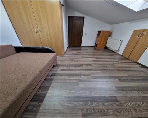 Apartament pe 2 niveluri 60 mp Broscarie