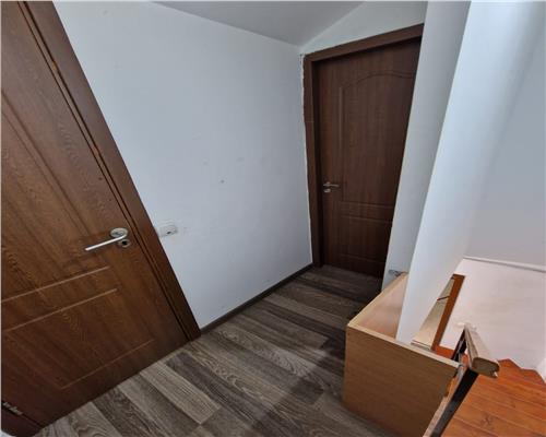 Apartament pe 2 niveluri 60 mp Broscarie