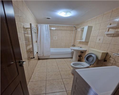 Apartament pe 2 niveluri 60 mp Broscarie