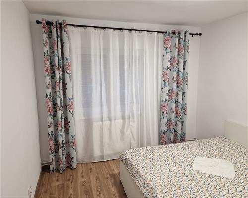 Apartament 3 camere cu pivnita zona Terezian