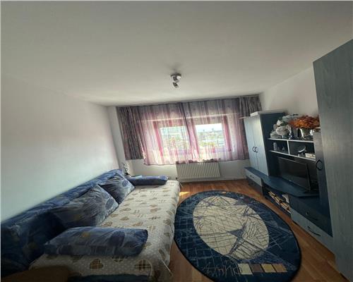 Apartament 3 camere 2 bai loggie balcon si pivnita in zona Vasilea Milea