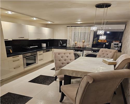 Apartament de lux 74 mp etaj 1 cu balcon si parcare Turnisor