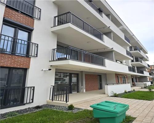 Spatiu comercial 52 mp cu 2 locuri de parcare in zona Turnisor