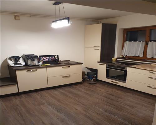 Apartament 3 camere 2 bai 87 mp cu terasa in Cartierul Arhitectilor