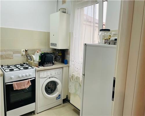 Garsoniera 32 mp  cu balcon Milea et 3