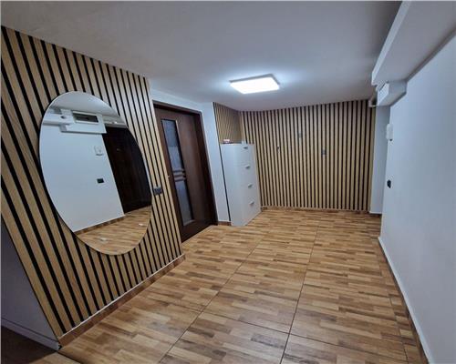 Apartament modern pe 2 niveluri 4 camere 2 bai si 82.4 mpu in Sibiu