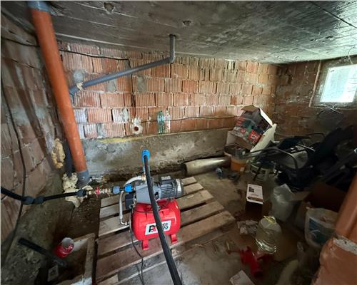 Casa individuala cu 2 camere si 495 mp teren in Sura Mare