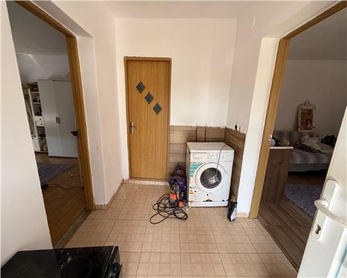 Casa individuala cu 2 camere si 495 mp teren in Sura Mare