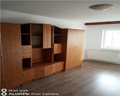 Apartament 3 camere 2 balcoane in cartierul Valea Aurie