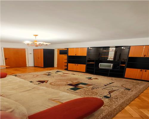 Apartament 2 camere 50mp cu balcon zona Mihai Viteazul