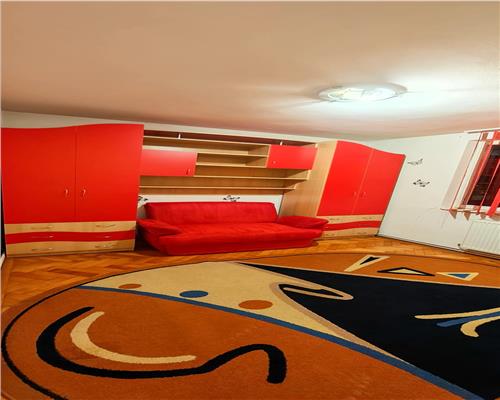 Apartament 2 camere 50mp cu balcon zona Mihai Viteazul