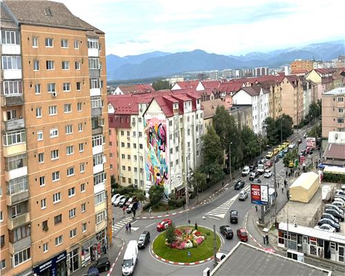Apartament in exclusivitate 3 camere balcon pe Semaforului