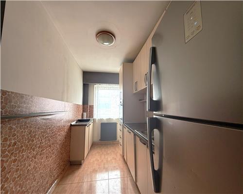 Apartament in exclusivitate 3 camere balcon pe Semaforului