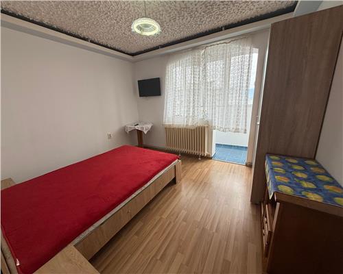 Apartament cu 2 camere si balcon zona Rahovei