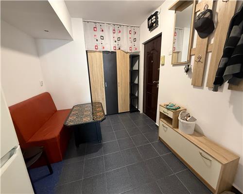 Apartament cu 2 camere si balcon zona Rahovei
