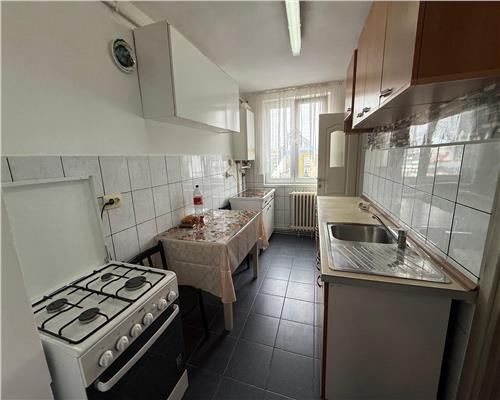 Apartament cu 2 camere si balcon zona Rahovei