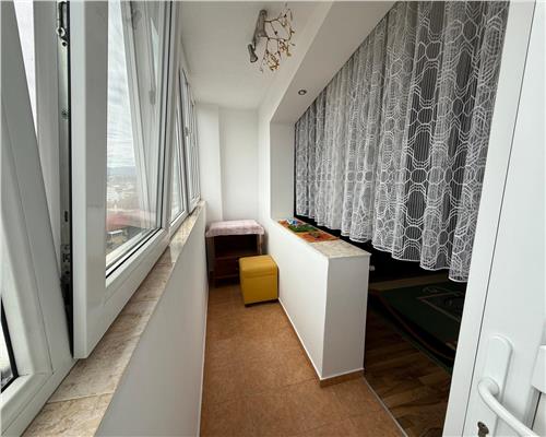 Apartament cu 2 camere si balcon zona Rahovei