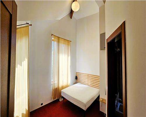 Casa Individuala Eleganta cu 5 Camere Terasa si Gradina in Selimbar