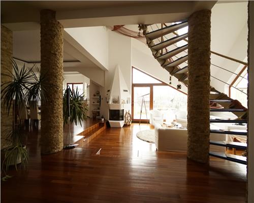 Casa Individuala Eleganta cu 5 Camere Terasa si Gradina in Selimbar