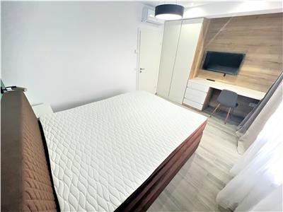 Pethouse de lux 4 camere 2 bai 2 terase si parcare in zona Centrala